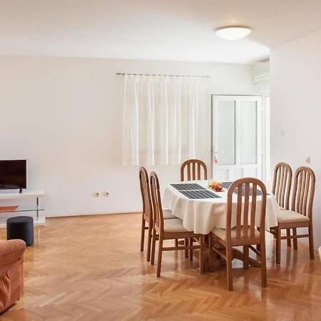 Apartment Matilda Макарска Екстериор снимка