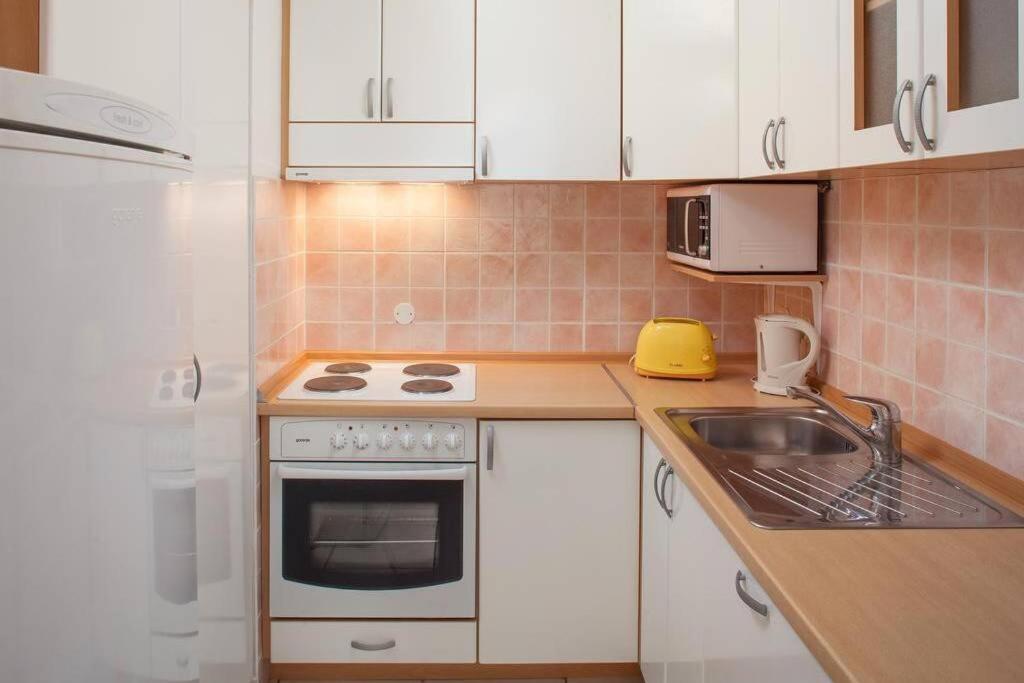 Apartment Matilda Макарска Екстериор снимка